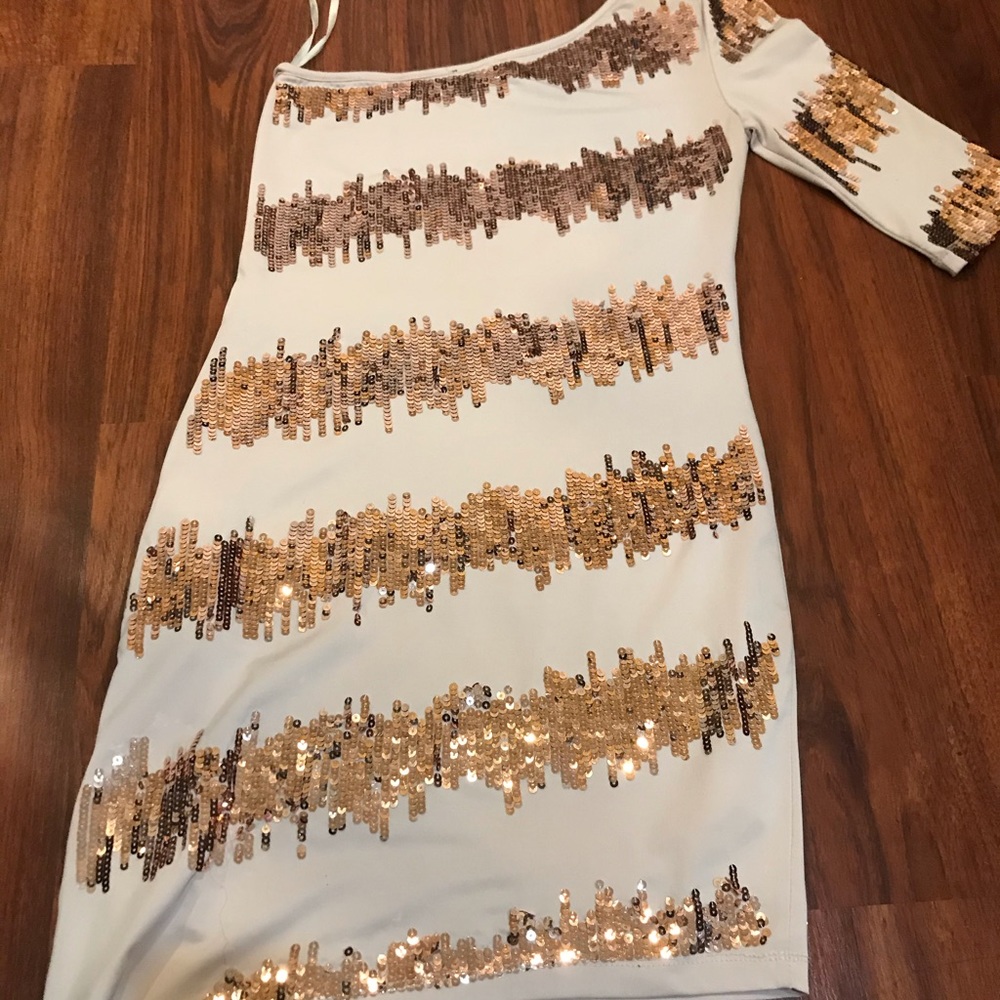 Fora Night Dress - Picture 2 of 3